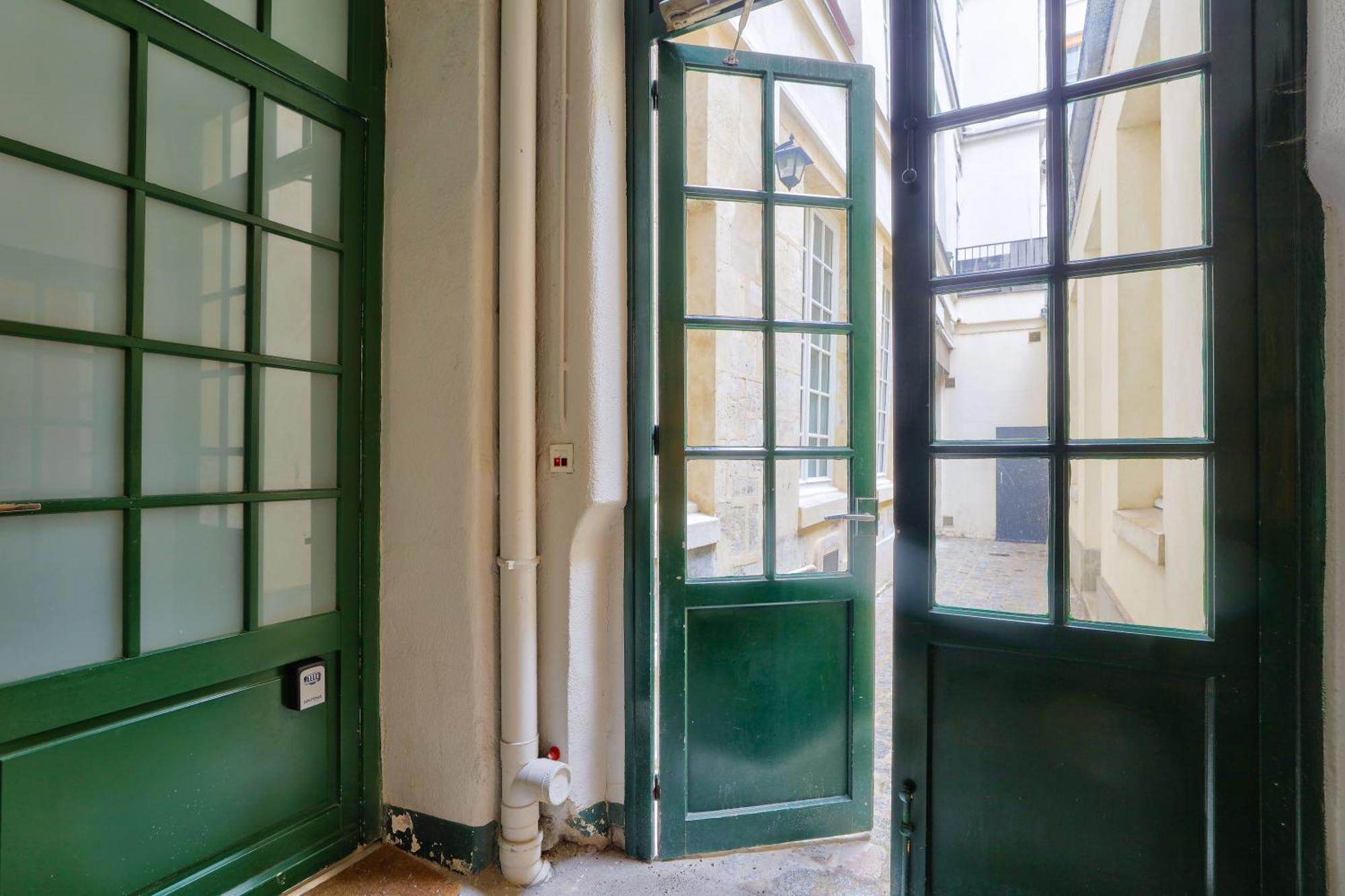 New & Design Studios In The Heart Of Le Marais Παρίσι Εξωτερικό φωτογραφία
